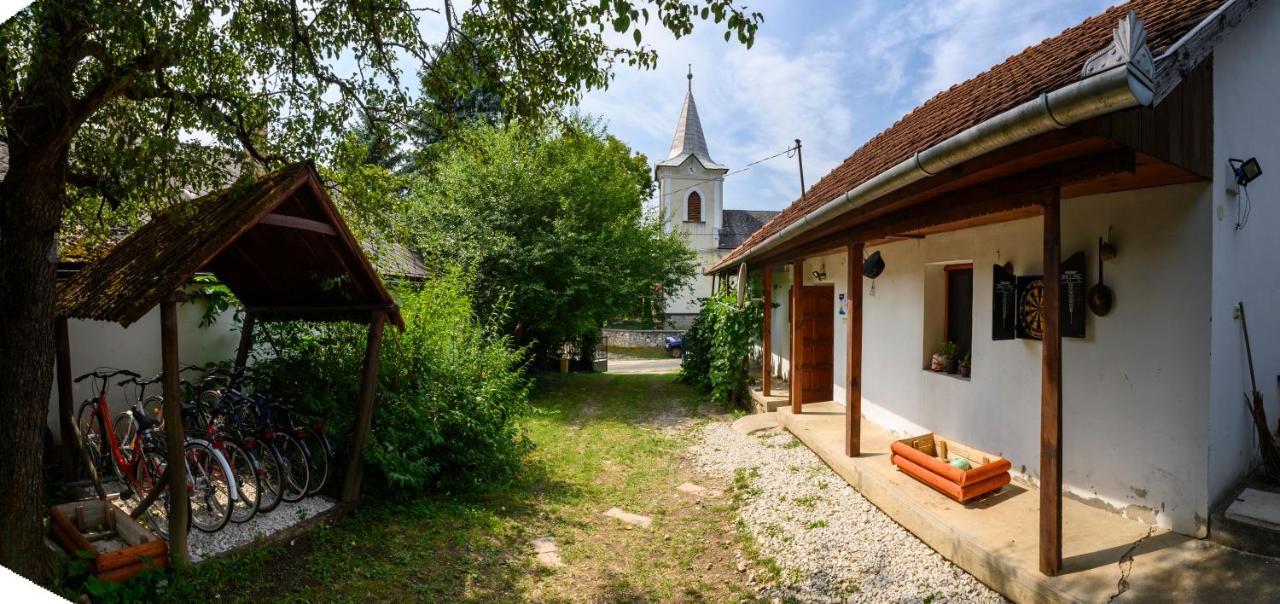 Hotel Kemences Vendeghaz Becskeháza Exteriér fotografie